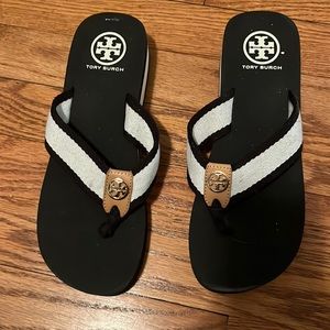 Tory Burch navy sandal